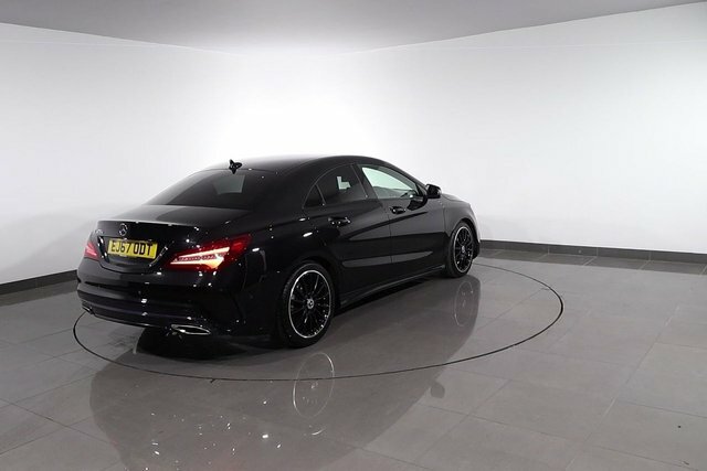 Mercedes-Benz CLA Class Cla 180 Amg Line Red #76