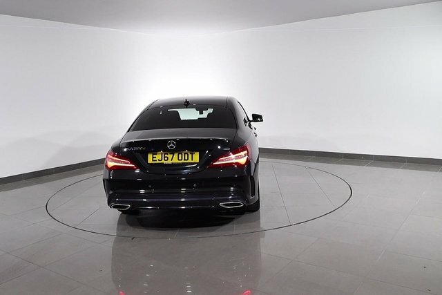 Mercedes-Benz CLA Class Cla 180 Amg Line Red #70
