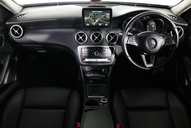 Mercedes-Benz A Class 2.1 A200d Sport Premium Hatchback 7G- Silver #3