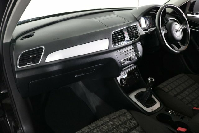 Audi Q3 Tfsi Sport White #26