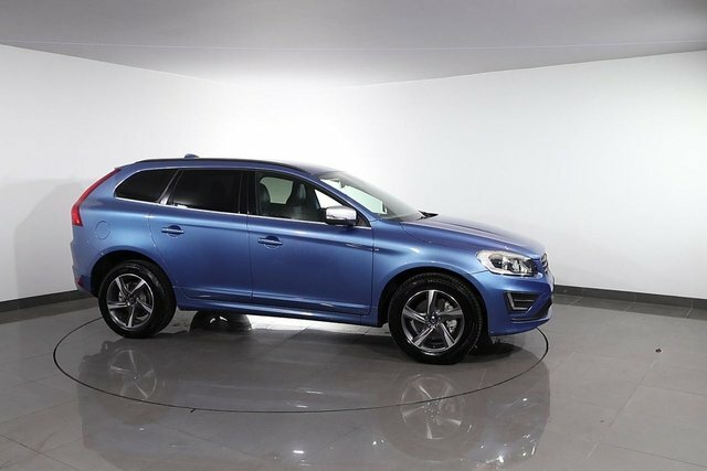 Volvo XC60 B5 R-design Red #89