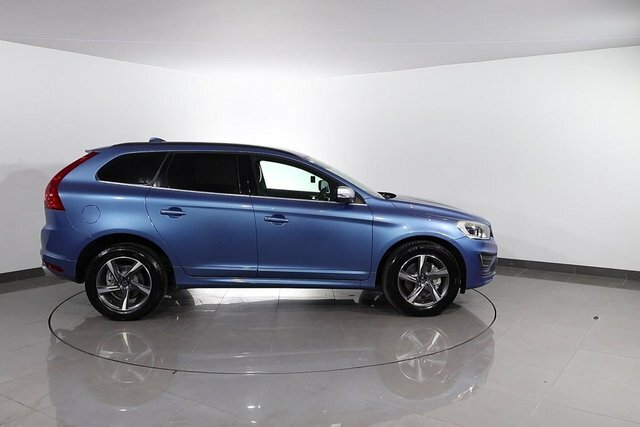 Volvo XC60 B5 R-design Red #85