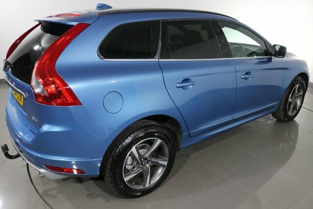 Volvo XC60 B5 R-design Red #60
