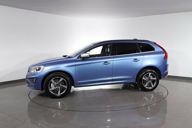 Volvo XC60 B5 R-design Red #9