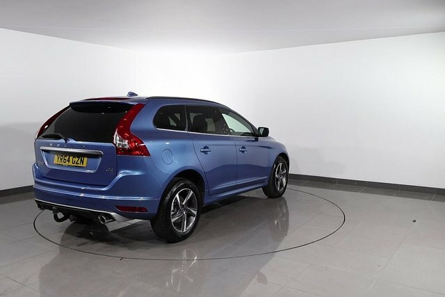 Volvo XC60 B5 R-design Red #74