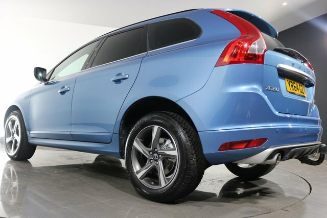 Volvo XC60 B5 R-design Red #56