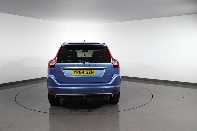 Volvo XC60 B5 R-design Red #67