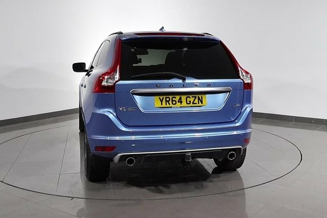 Volvo XC60 B5 R-design Red #10