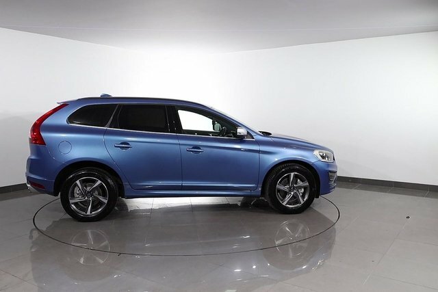Volvo XC60 B5 R-design Red #84