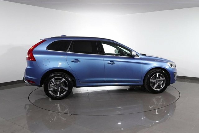 Volvo XC60 B5 R-design Red #8