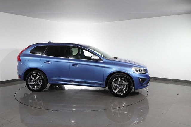Volvo XC60 B5 R-design Red #88