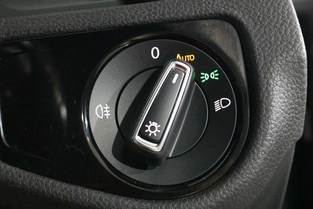 Volkswagen e-Golf 1.4 Tsi 8.7Kwh Gte Hatchback Plug-in Hy Black #63