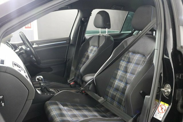 Volkswagen e-Golf 1.4 Tsi 8.7Kwh Gte Hatchback Plug-in Hy Black #9
