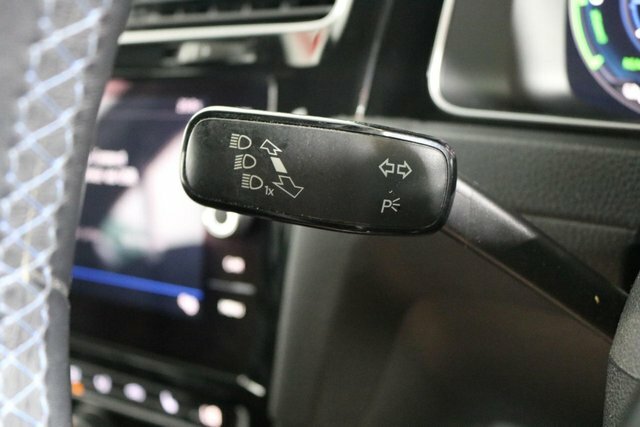 Volkswagen e-Golf 1.4 Tsi 8.7Kwh Gte Hatchback Plug-in Hy Black #59