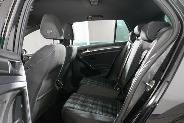 Volkswagen e-Golf 1.4 Tsi 8.7Kwh Gte Hatchback Plug-in Hy Black #45