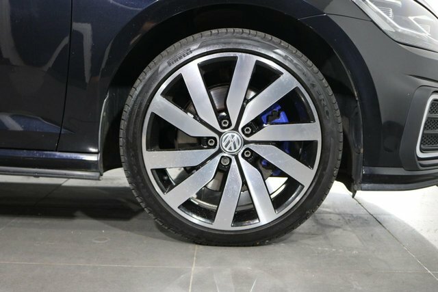 Volkswagen e-Golf 1.4 Tsi 8.7Kwh Gte Hatchback Plug-in Hy Black #36