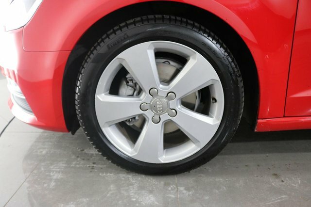 Audi A3 1.5 Tfsi 35 Black Edition Sportback S T White #14