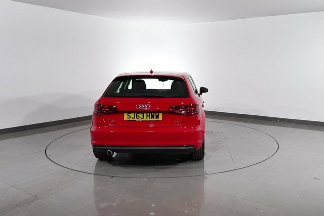 Audi A3 1.5 Tfsi 35 Black Edition Sportback S T White #69