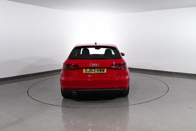 Audi A3 1.5 Tfsi 35 Black Edition Sportback S T White #68