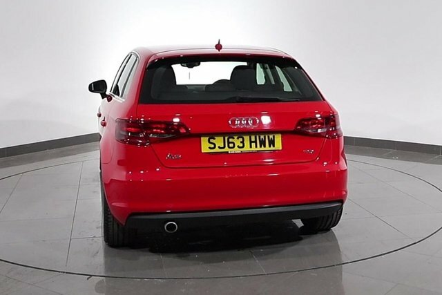 Audi A3 1.5 Tfsi 35 Black Edition Sportback S T White #10