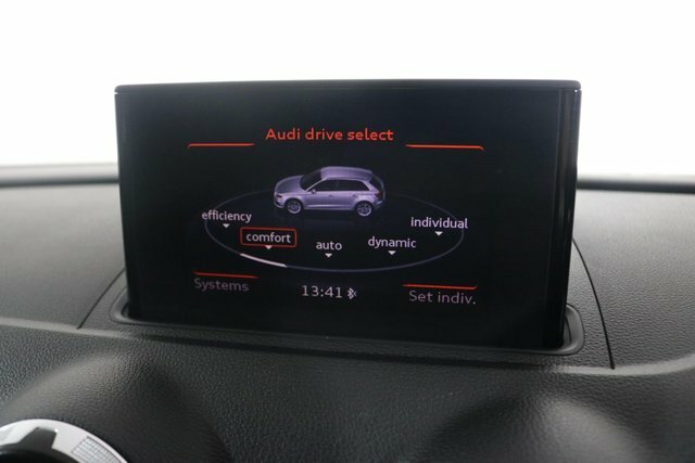 Audi A3 1.5 Tfsi 35 Black Edition Sportback S T White #35