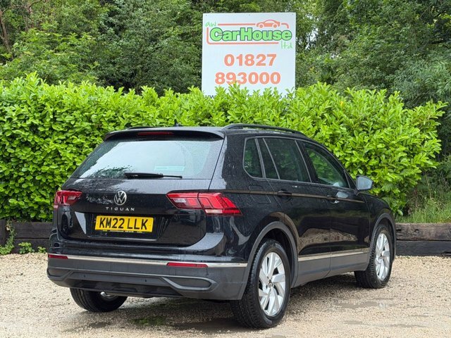 Volkswagen Tiguan 2.0 Tdi Life Suv KM22LLX Black #2