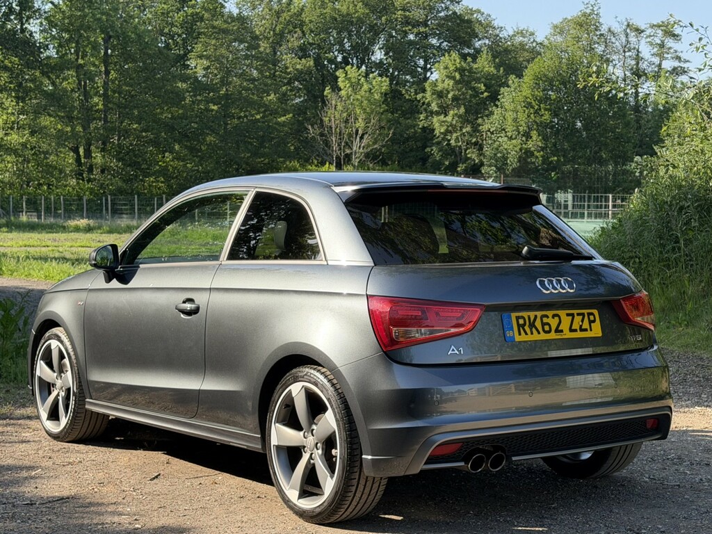 Audi A1 1.4 Tfsi Black Edition Grey #2