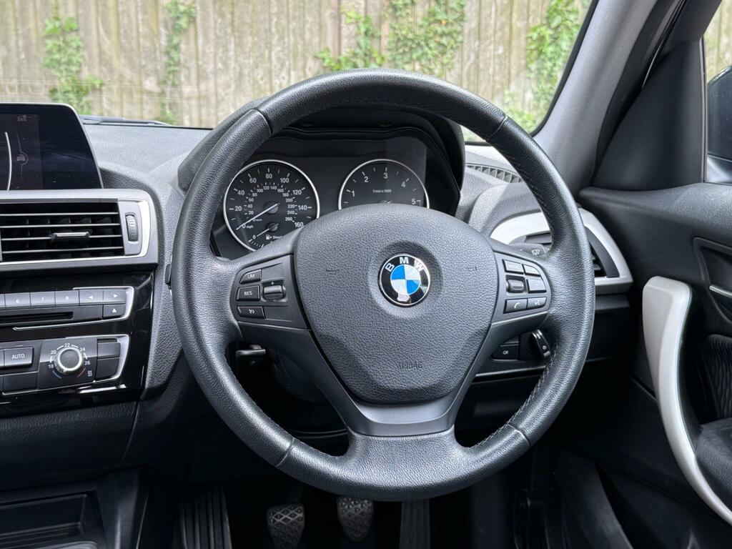 BMW 1 Series 116D Se Silver #33