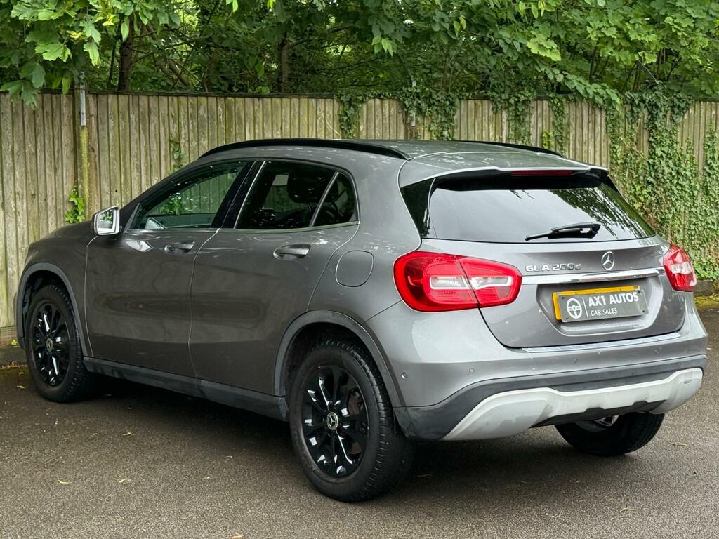 Mercedes-Benz GLA Class Se Grey #4