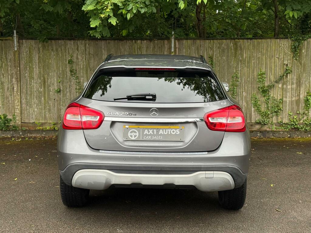 Mercedes-Benz GLA Class Se Grey #6