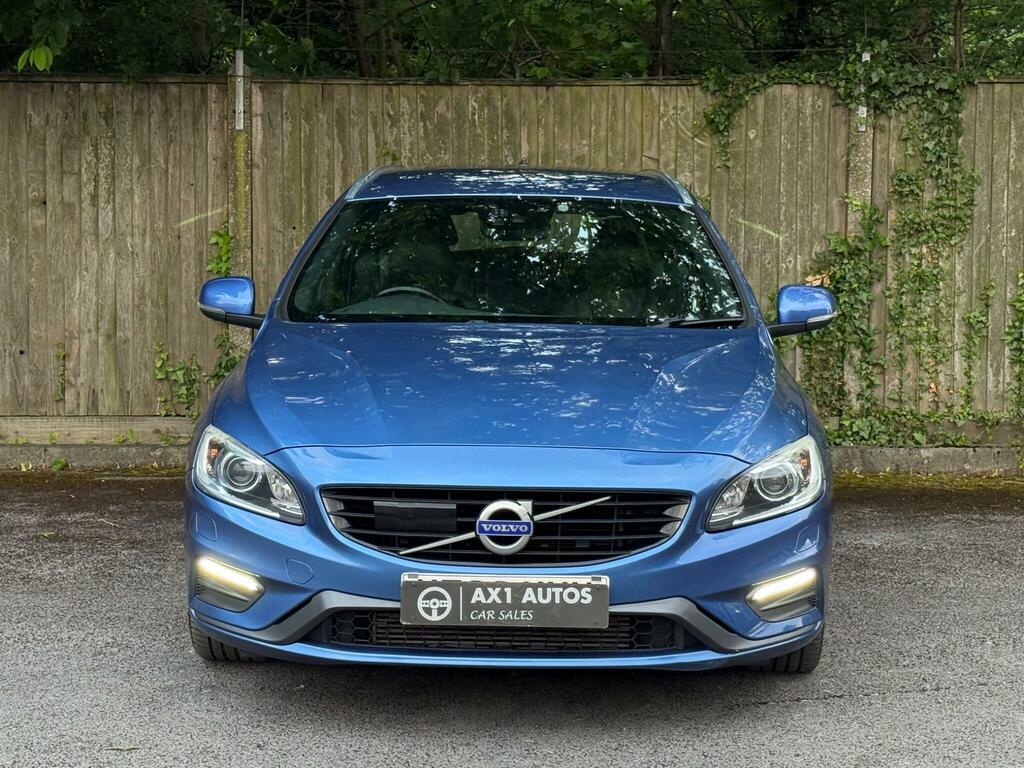 Volvo V60 R-design Lux Nav Blue #2