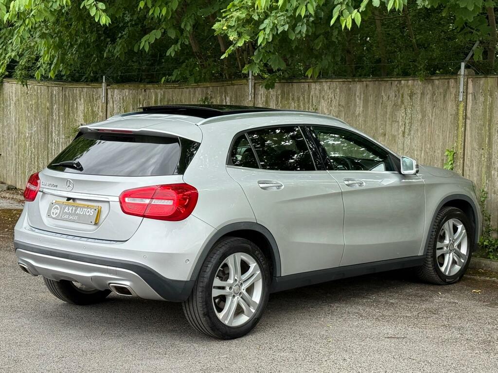 Mercedes-Benz GLA Class Amg Line Grey #8