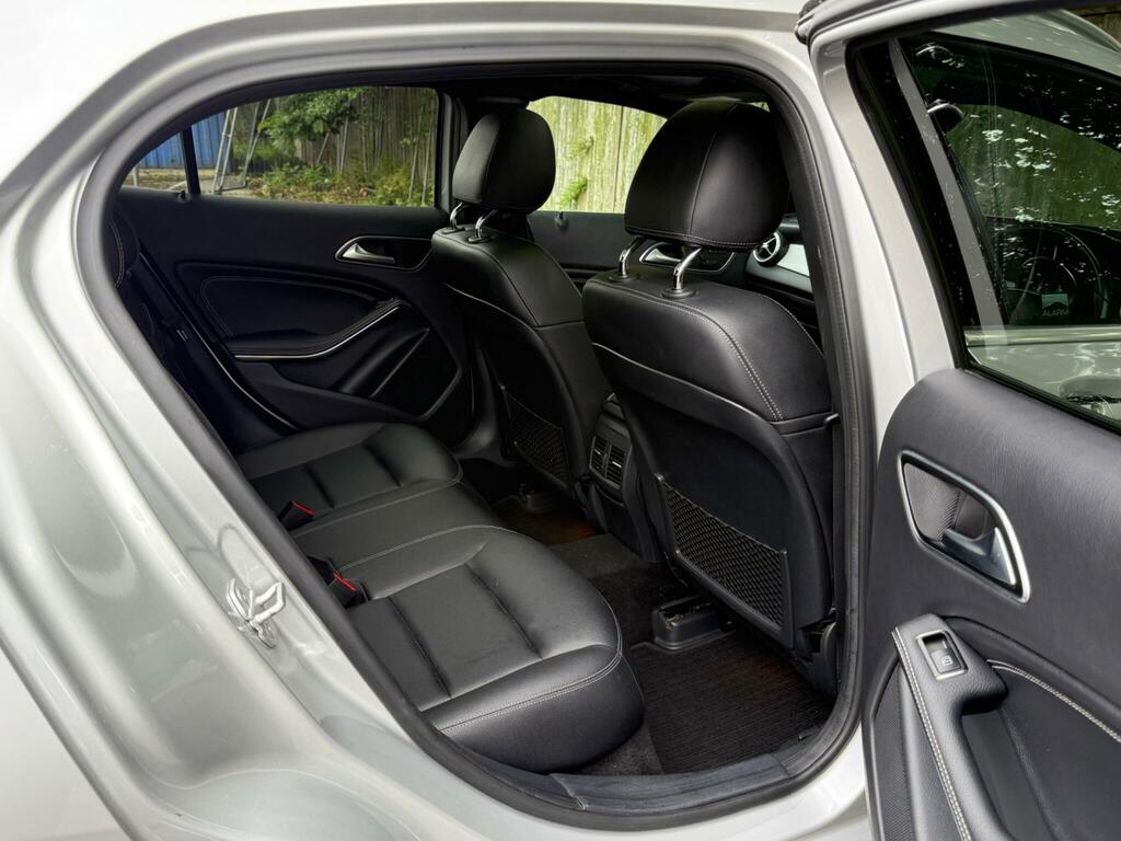 Mercedes-Benz GLA Class Amg Line Grey #13