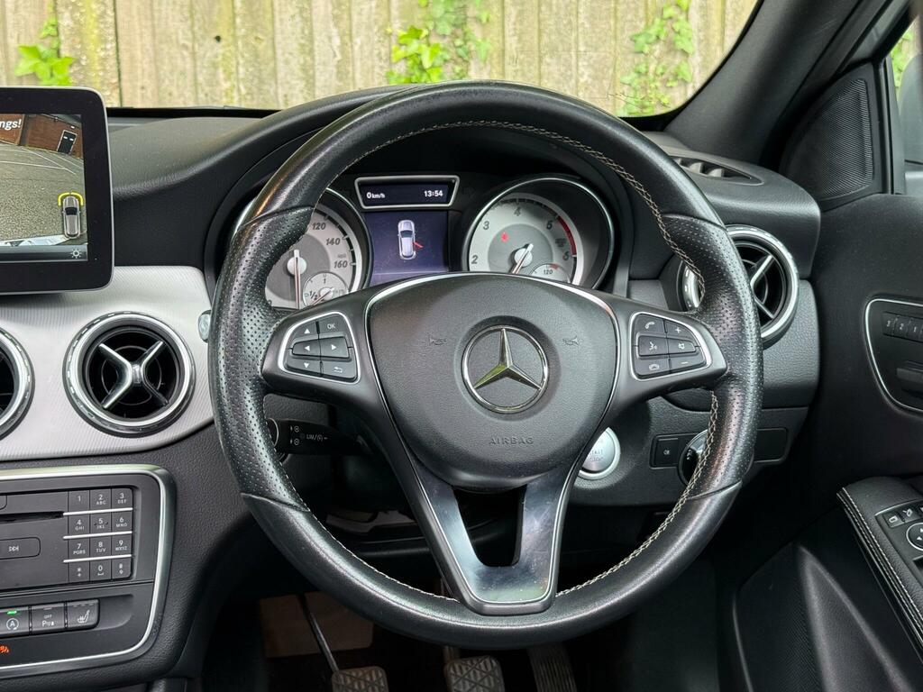 Mercedes-Benz GLA Class Amg Line Grey #34