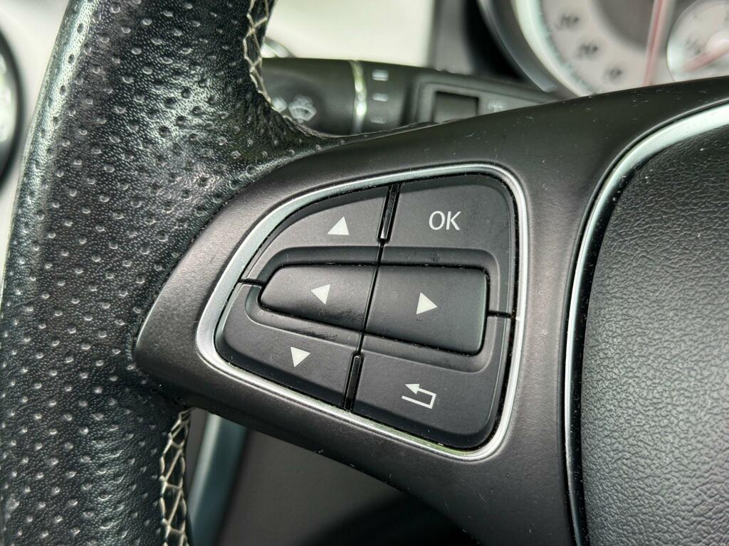 Mercedes-Benz GLA Class Amg Line Grey #15