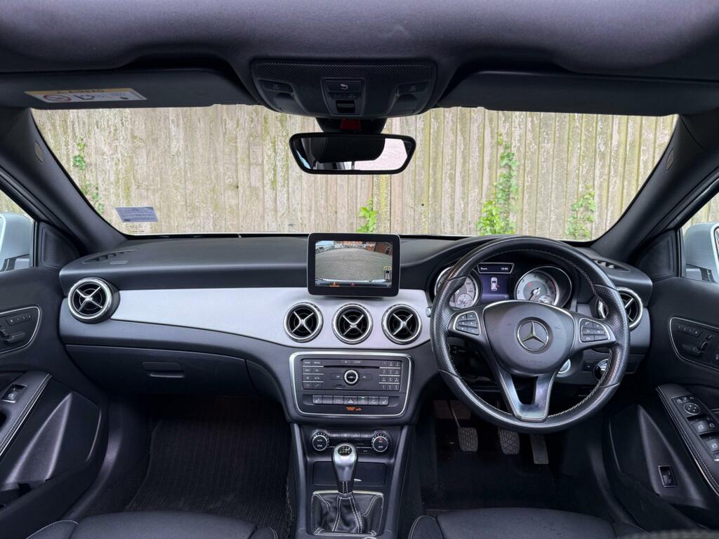 Mercedes-Benz GLA Class Amg Line Grey #9