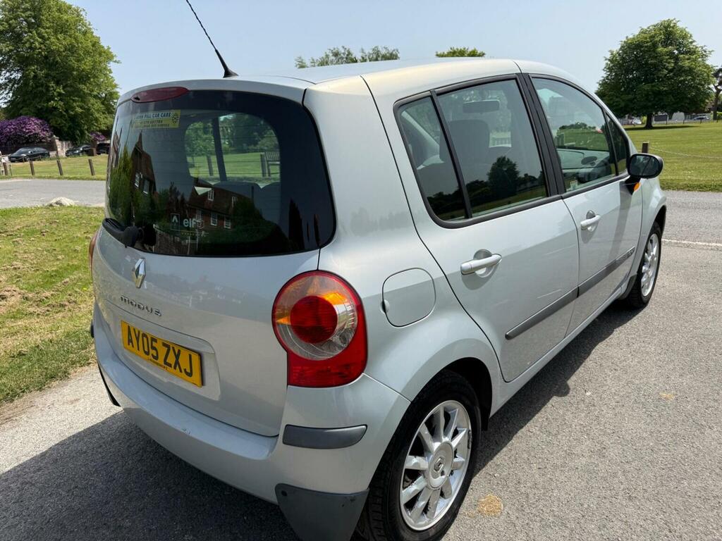 Renault Modus Hatchback 1.6 16V Dynamique 200505 Silver #5