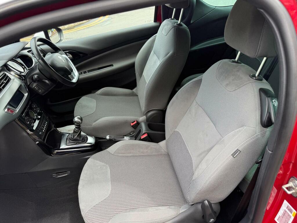 Citroen DS3 1.6 Vti Dstyle Plus Euro 5 White #21