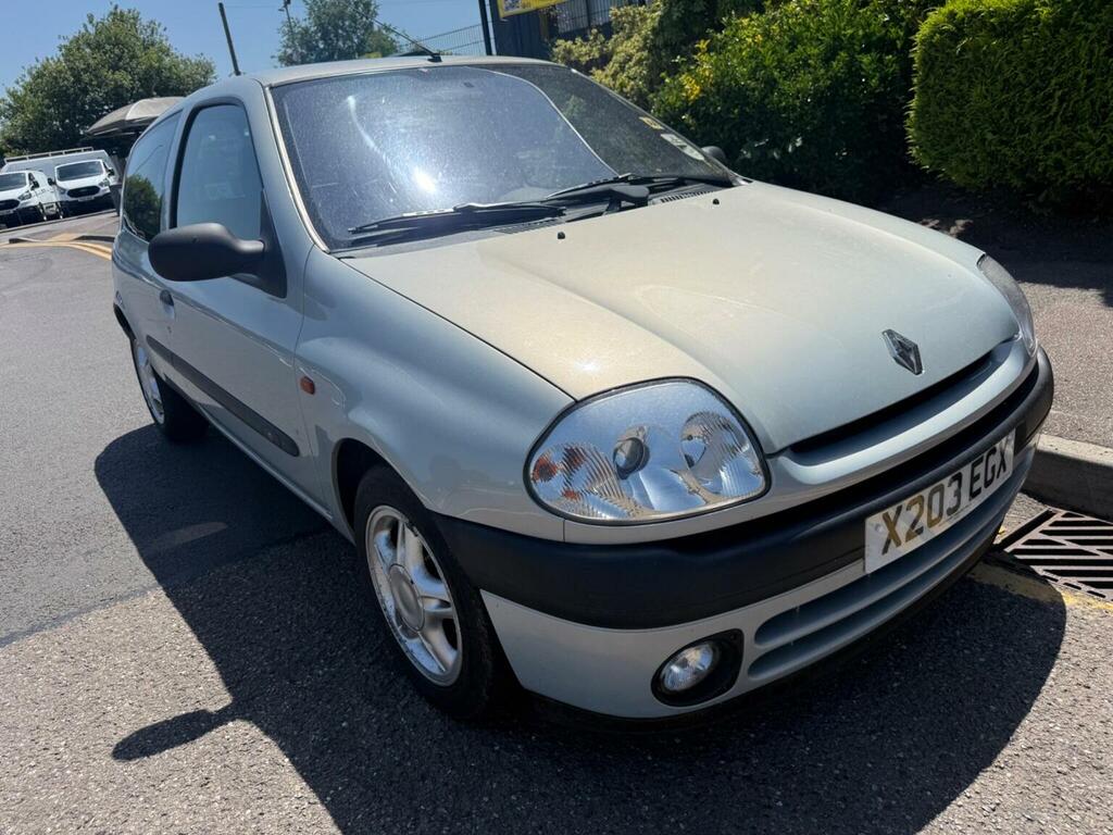 Renault Clio 1.4 16V Si Silver