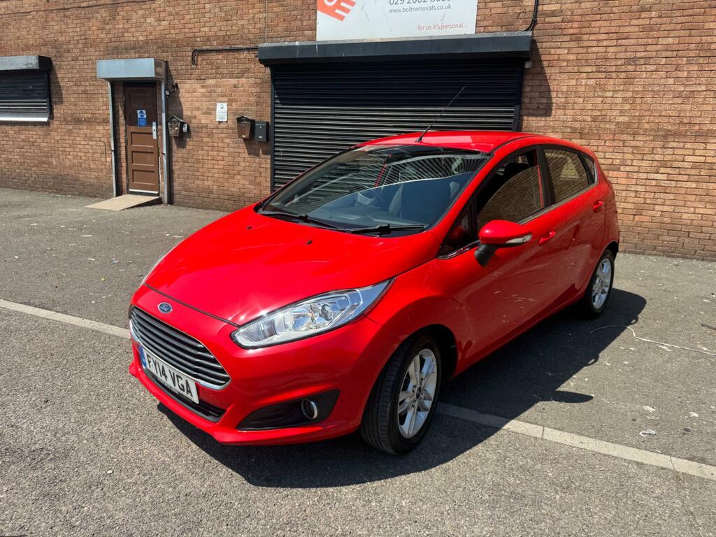 Ford Fiesta 1.5 Tdci Zetec Euro 5 FY14VGA Red #6