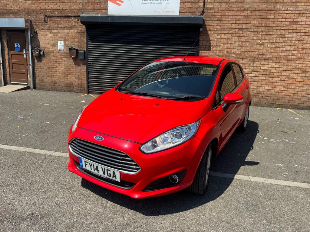 Ford Fiesta 1.5 Tdci Zetec Euro 5 FY14VGA Red #5