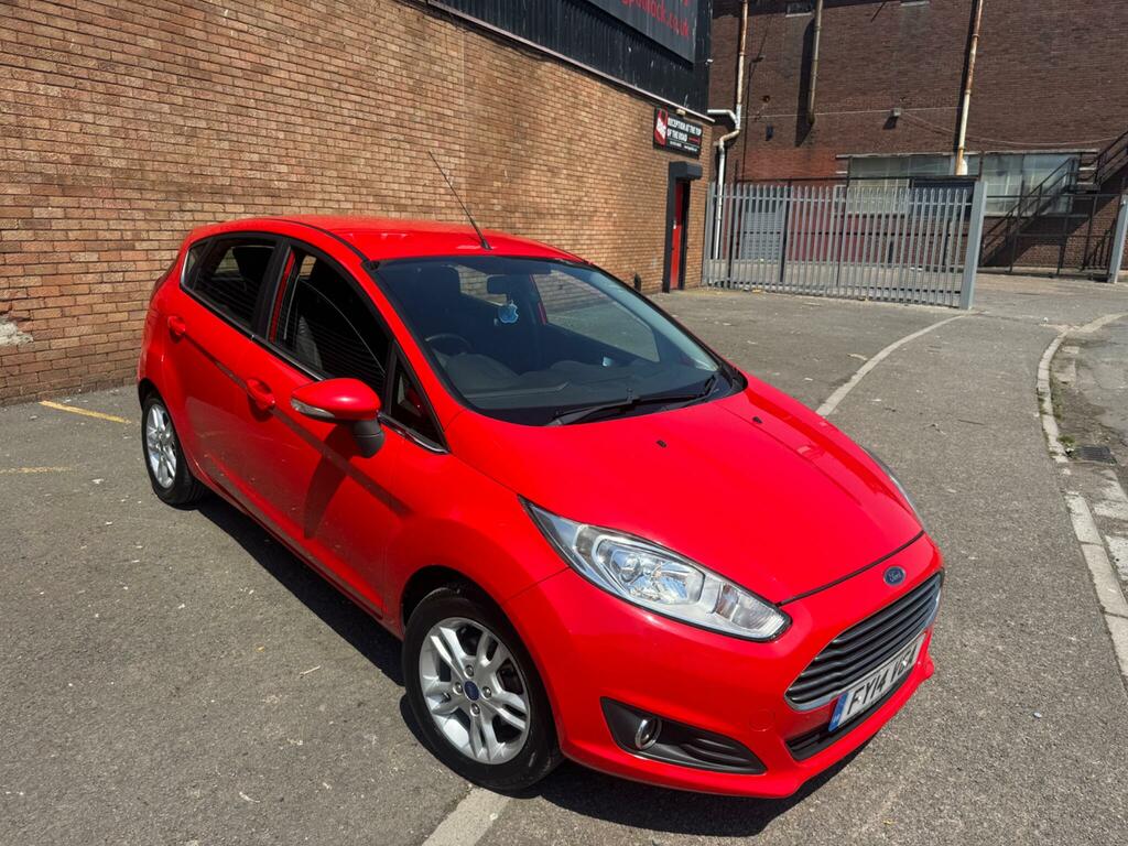 Ford Fiesta 1.5 Tdci Zetec Euro 5 FY14VGA Red #2