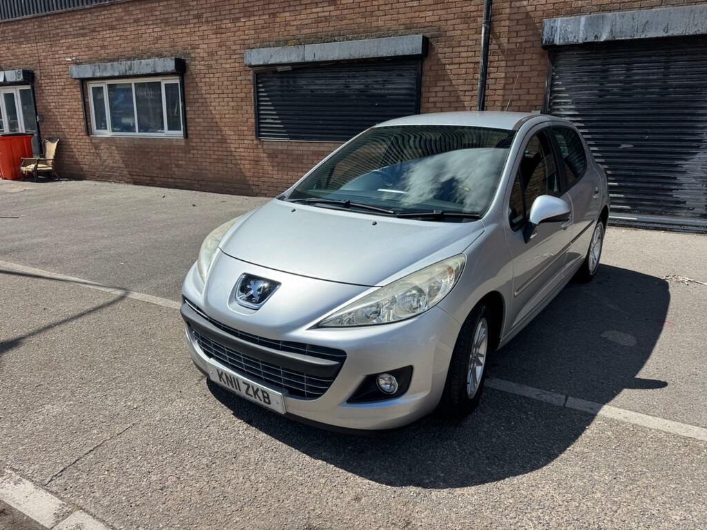 Peugeot 207 Active Silver #4
