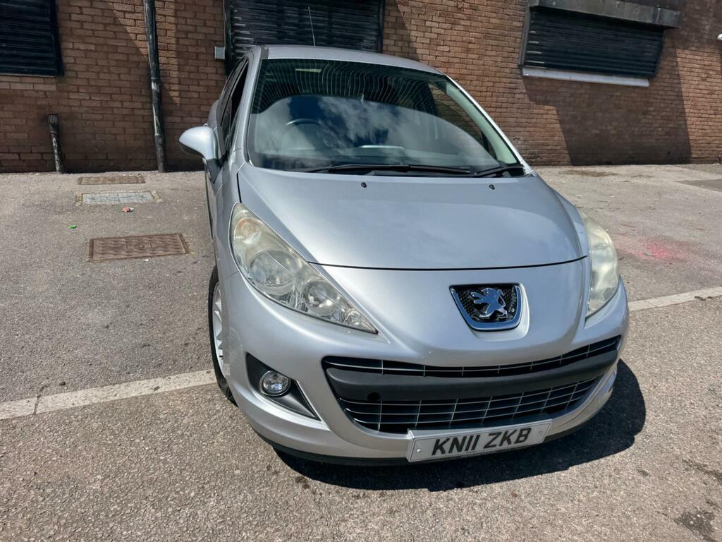Peugeot 207 Active Silver #2