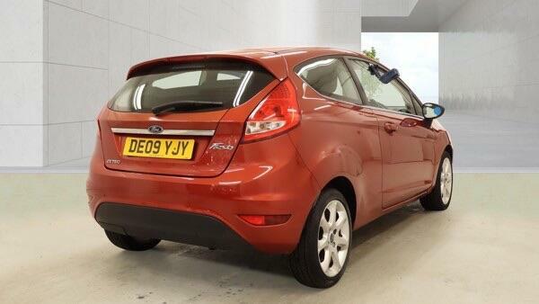 Ford Fiesta 1.25 Zetec DE09YJY Red #4