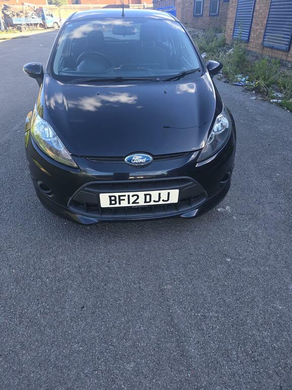 Ford Fiesta Edge Black #5