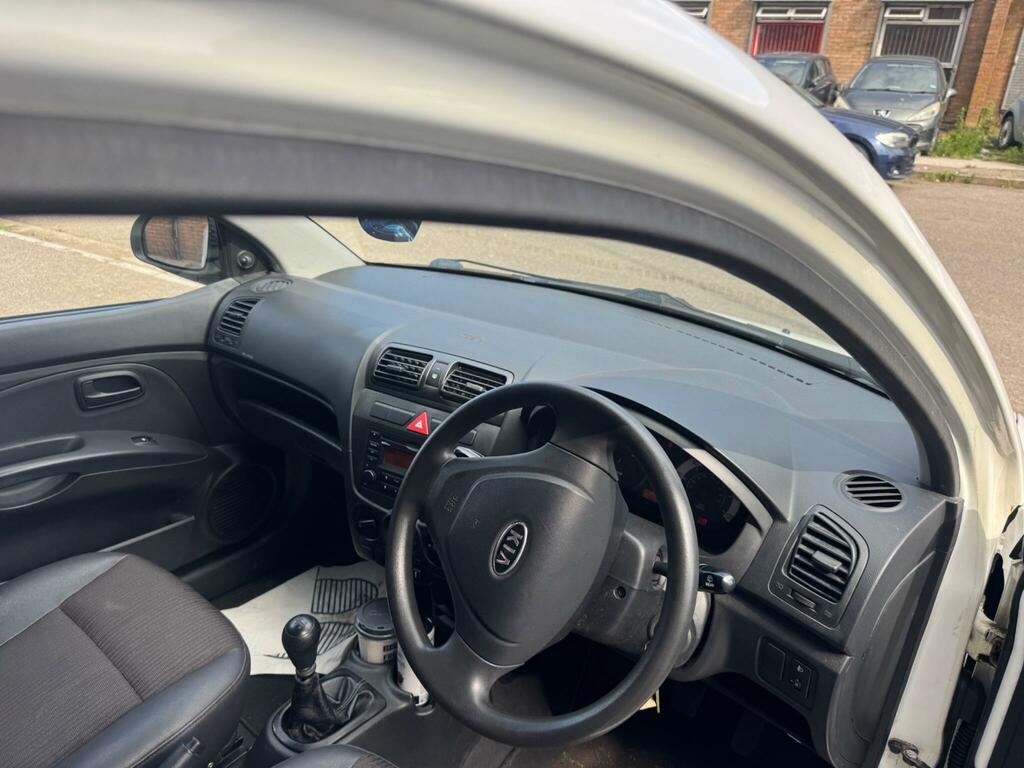 Kia Picanto 1.0 Hatchback Cd Player, Fm Radi Silver #16