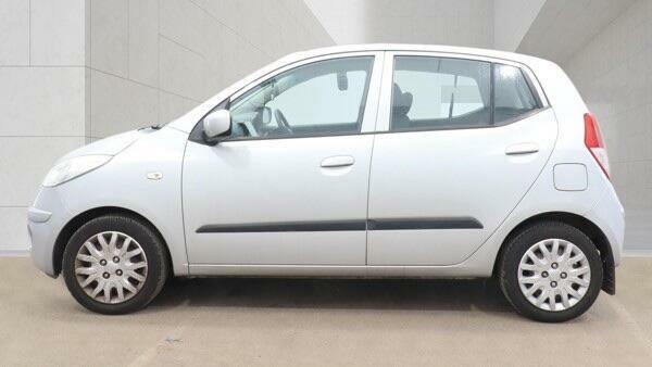 Hyundai I10 Es Silver #6