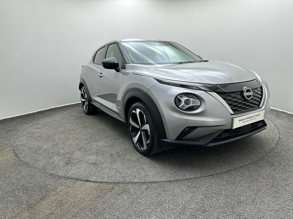 Nissan Juke 1.6 Hybrid Tekna HK23XAN Silver #2