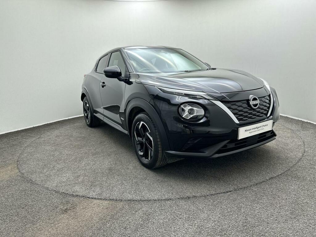 Nissan Juke 1.6 Hybrid N-connecta DV24TYH Black #2